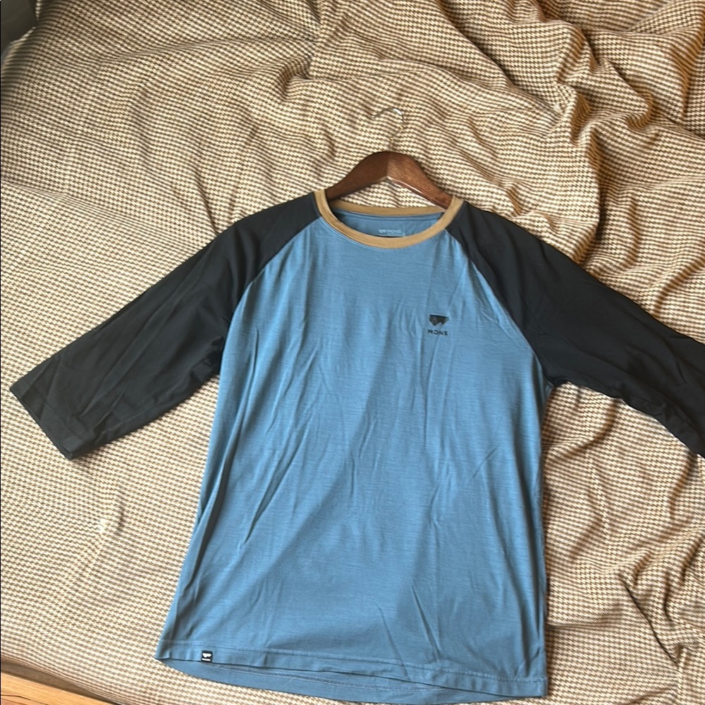 Mons Royale 3/4 sleeve Merino Wool 140 weight